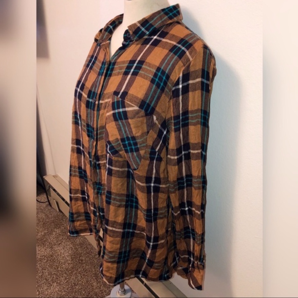 Papaya Weekend Button Up - Picture 3 of 4